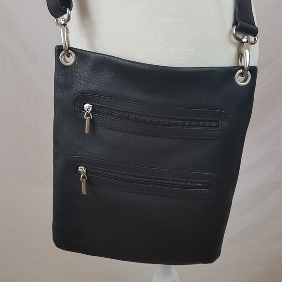 Black Leather - Crossbody Bag - Picture 3 of 6